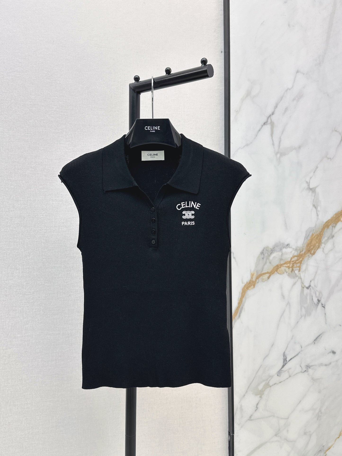 26ss Youthful Collared Top