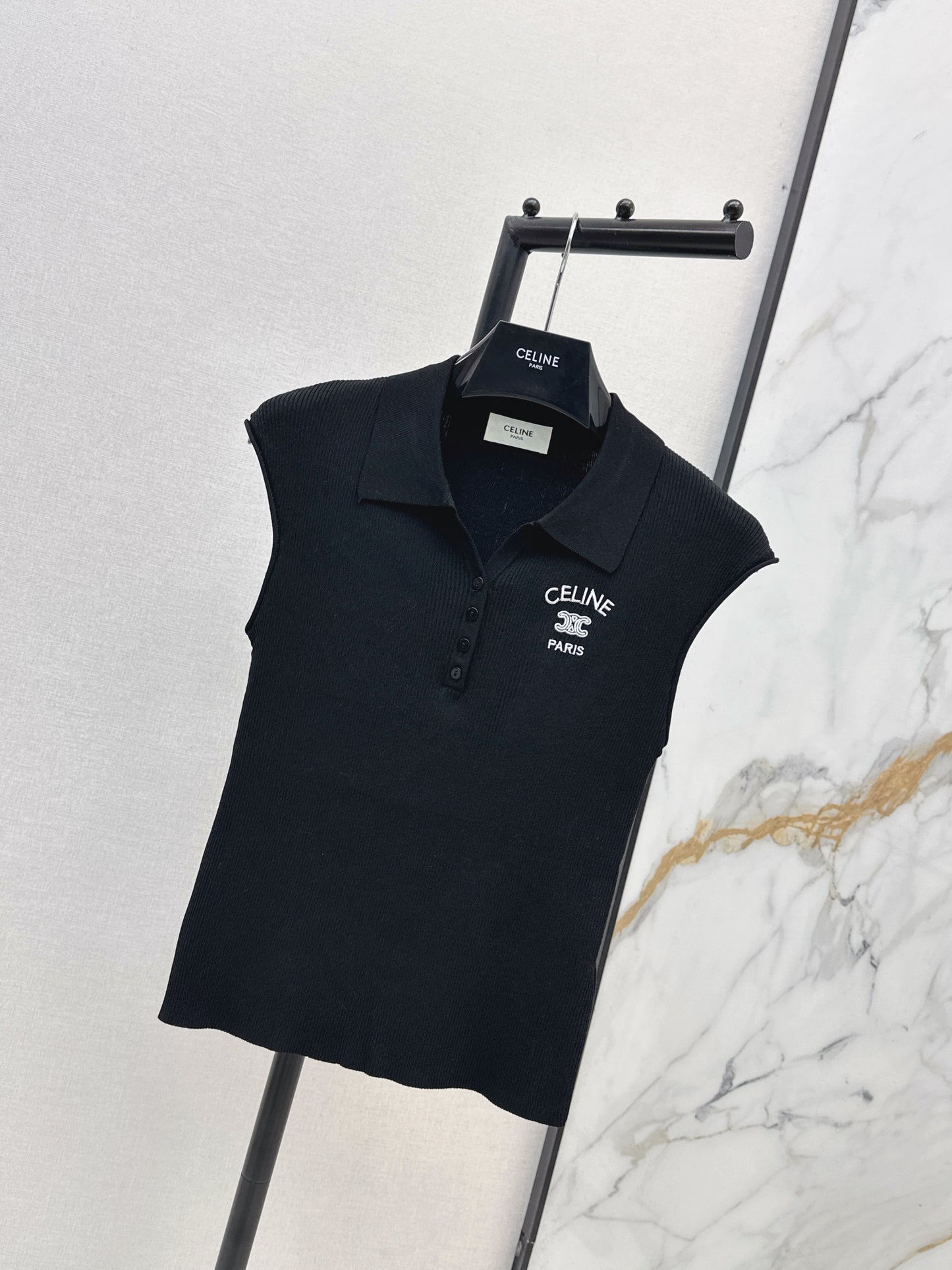 26ss Youthful Collared Top