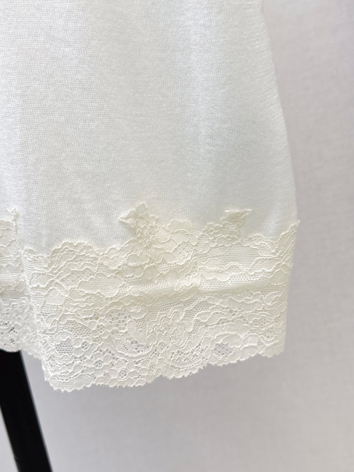 26ss Lace-trimmed knit T-shirt
