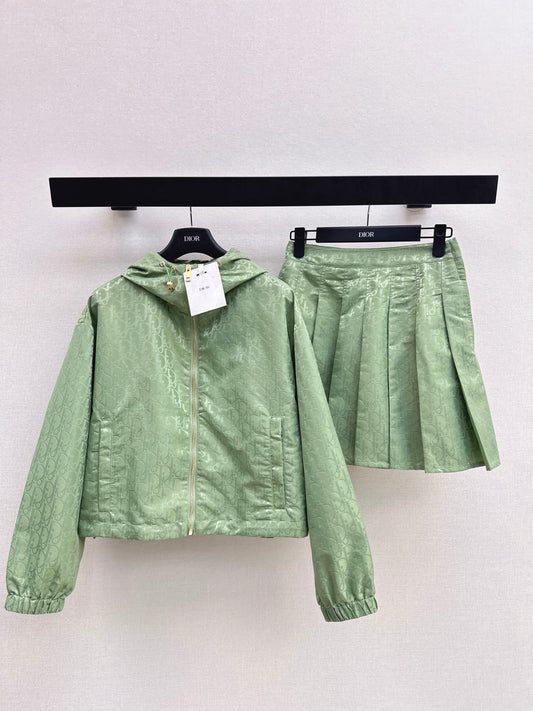 26ss Youthful pleated jacket /skirt