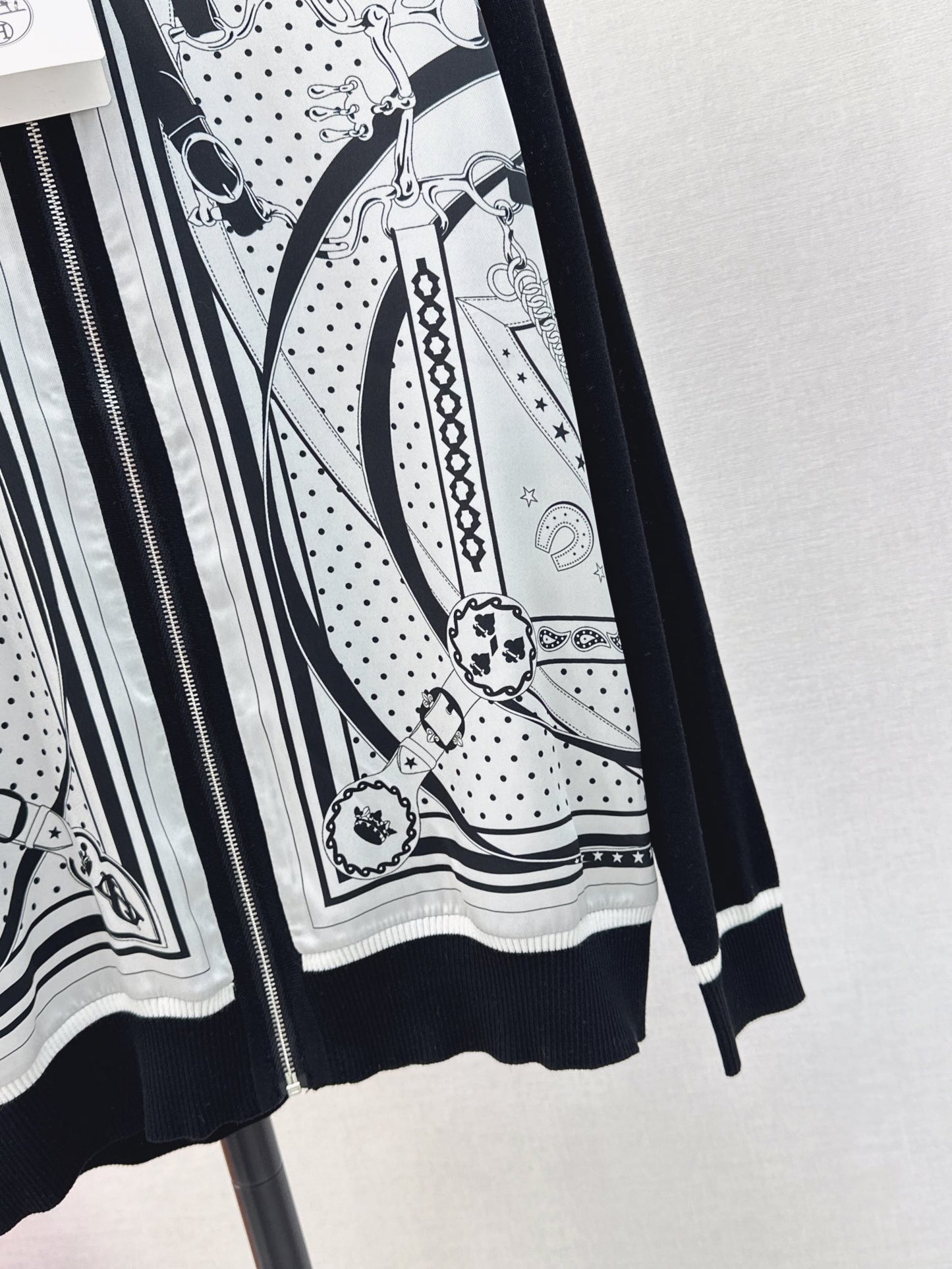 26ss Printed Pattern Knit Cardigan