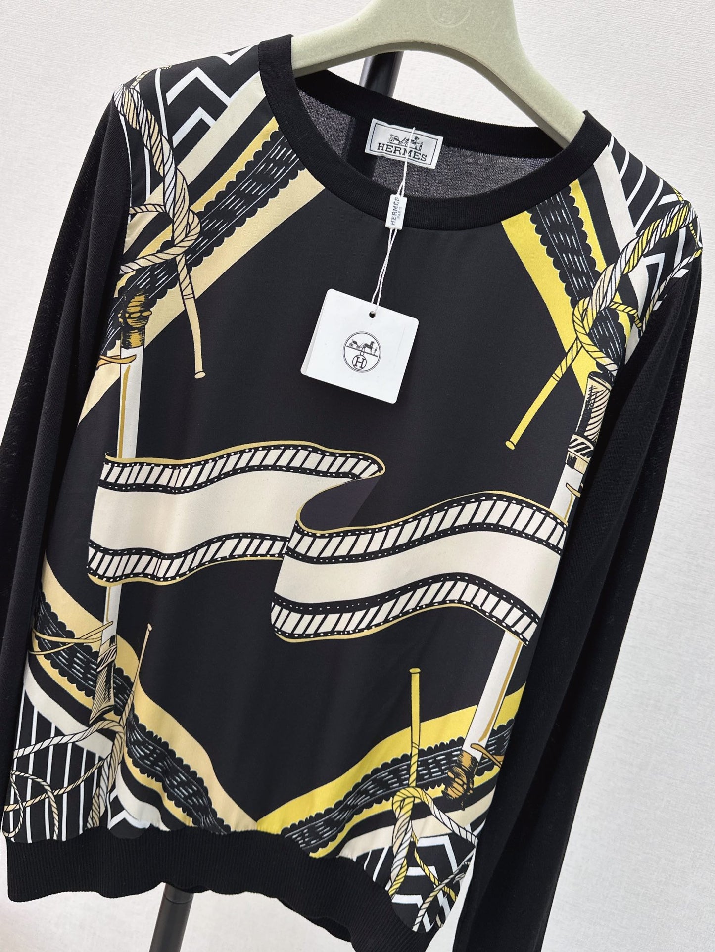 26ss Printed Pattern Knit Sweater