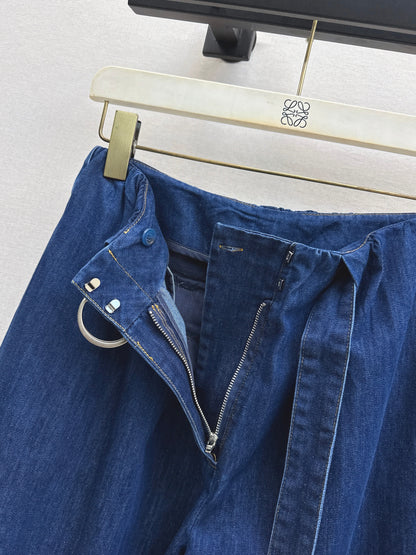 26ss Cropped jeans with visible stitching