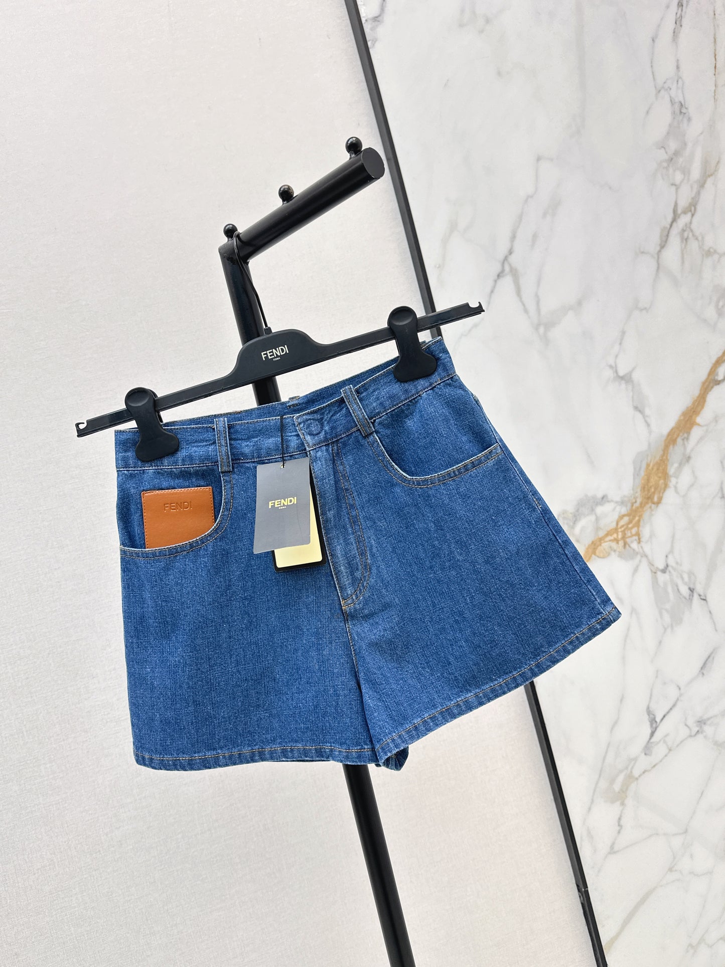 26ss High-waisted shorts