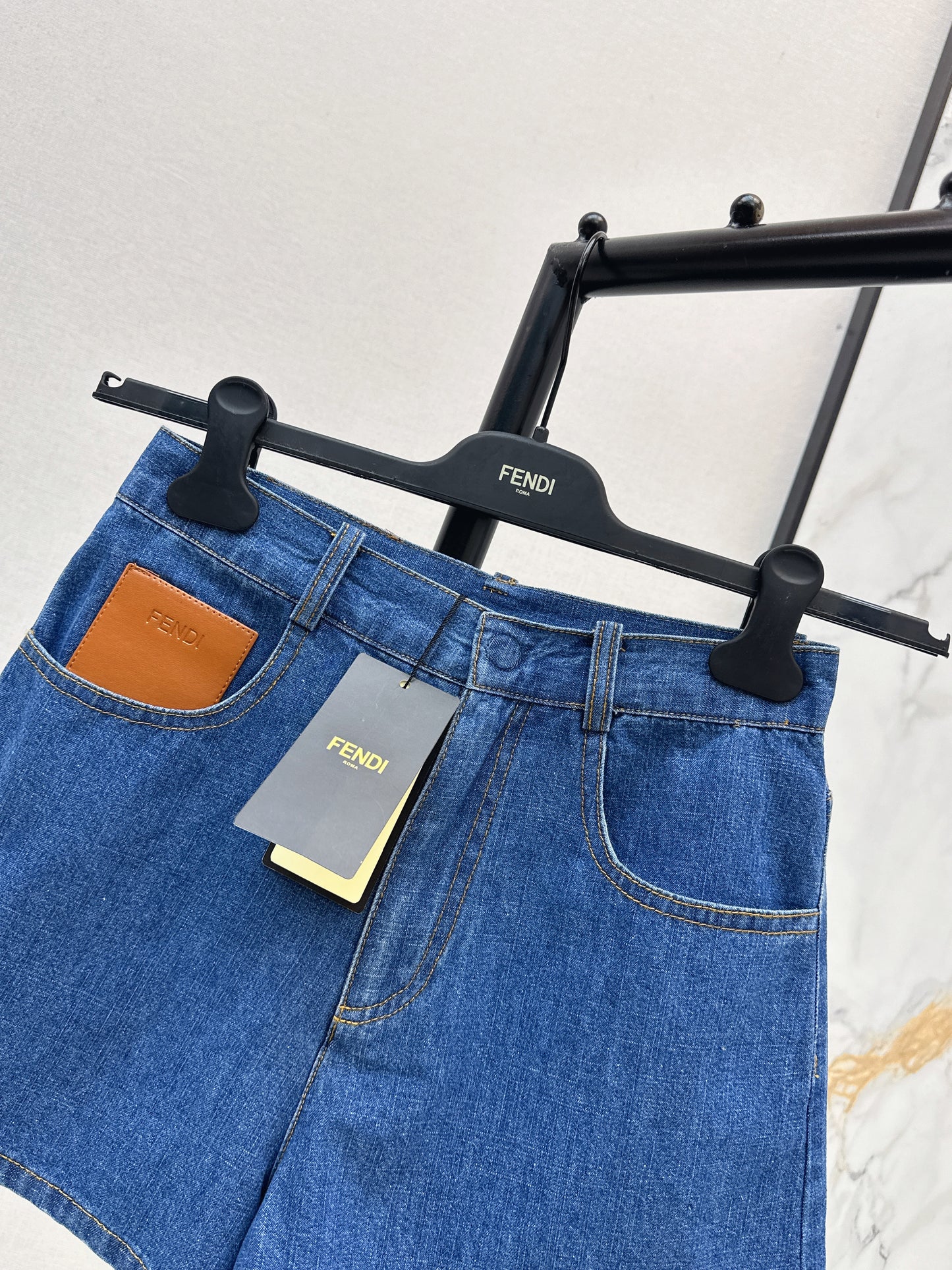 26ss High-waisted shorts