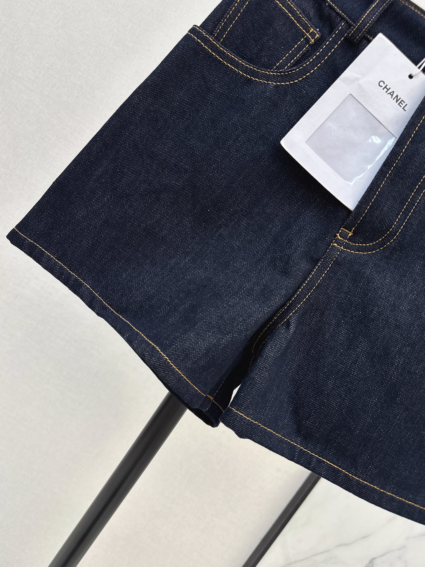 26ss Double C twist metal buckle shorts