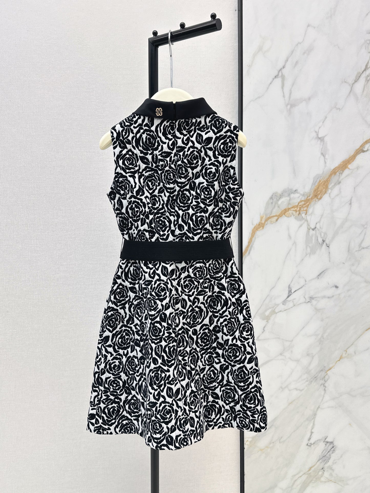 26ss Rose Jacquard Sleeveless Dress