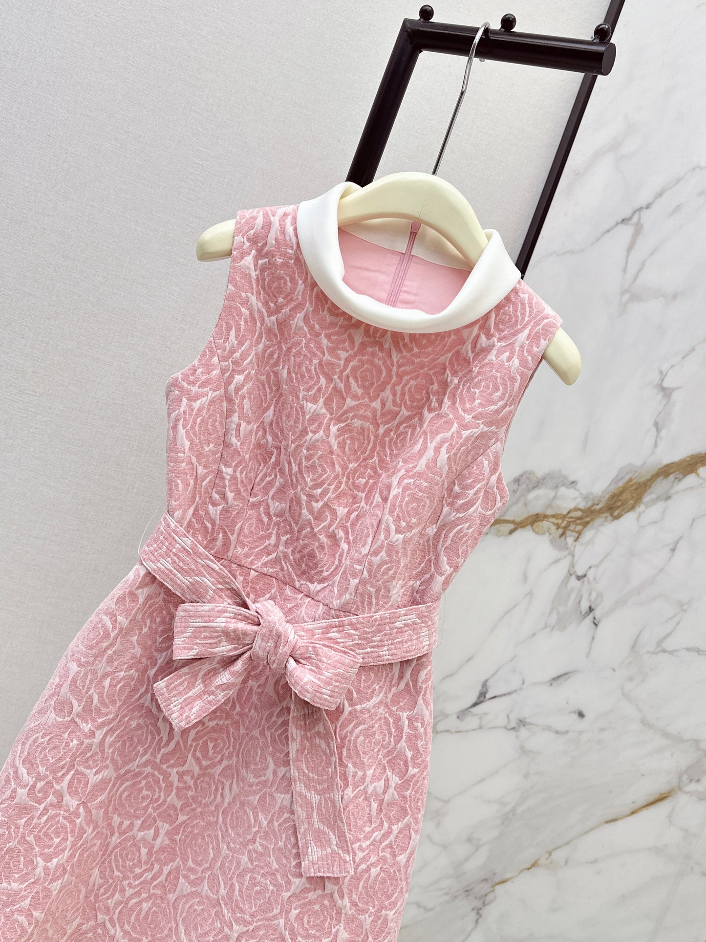 26ss Rose Jacquard Sleeveless Dress