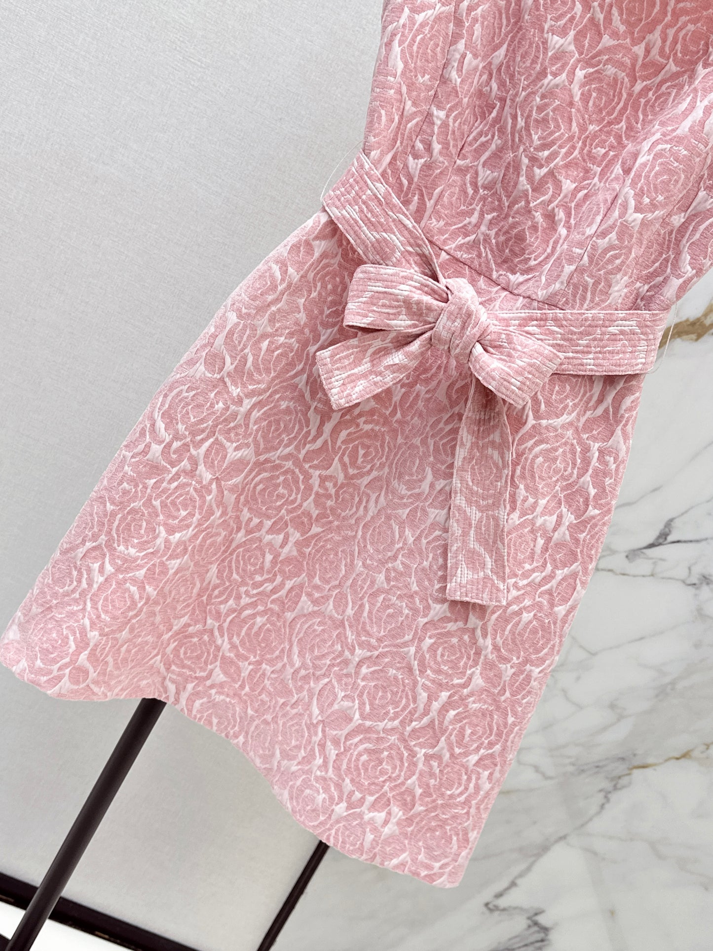 26ss Rose Jacquard Sleeveless Dress