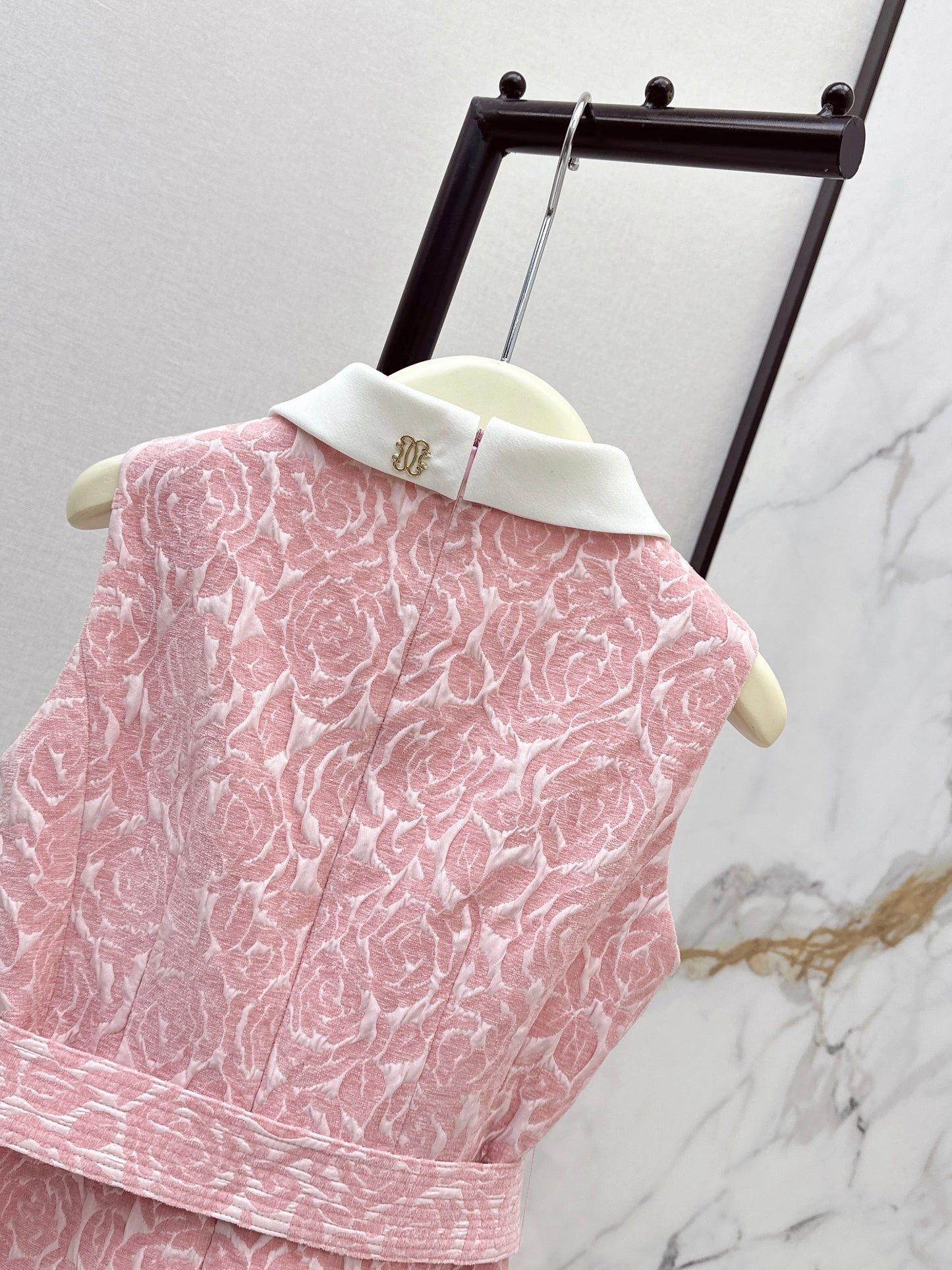 26ss Rose Jacquard Sleeveless Dress