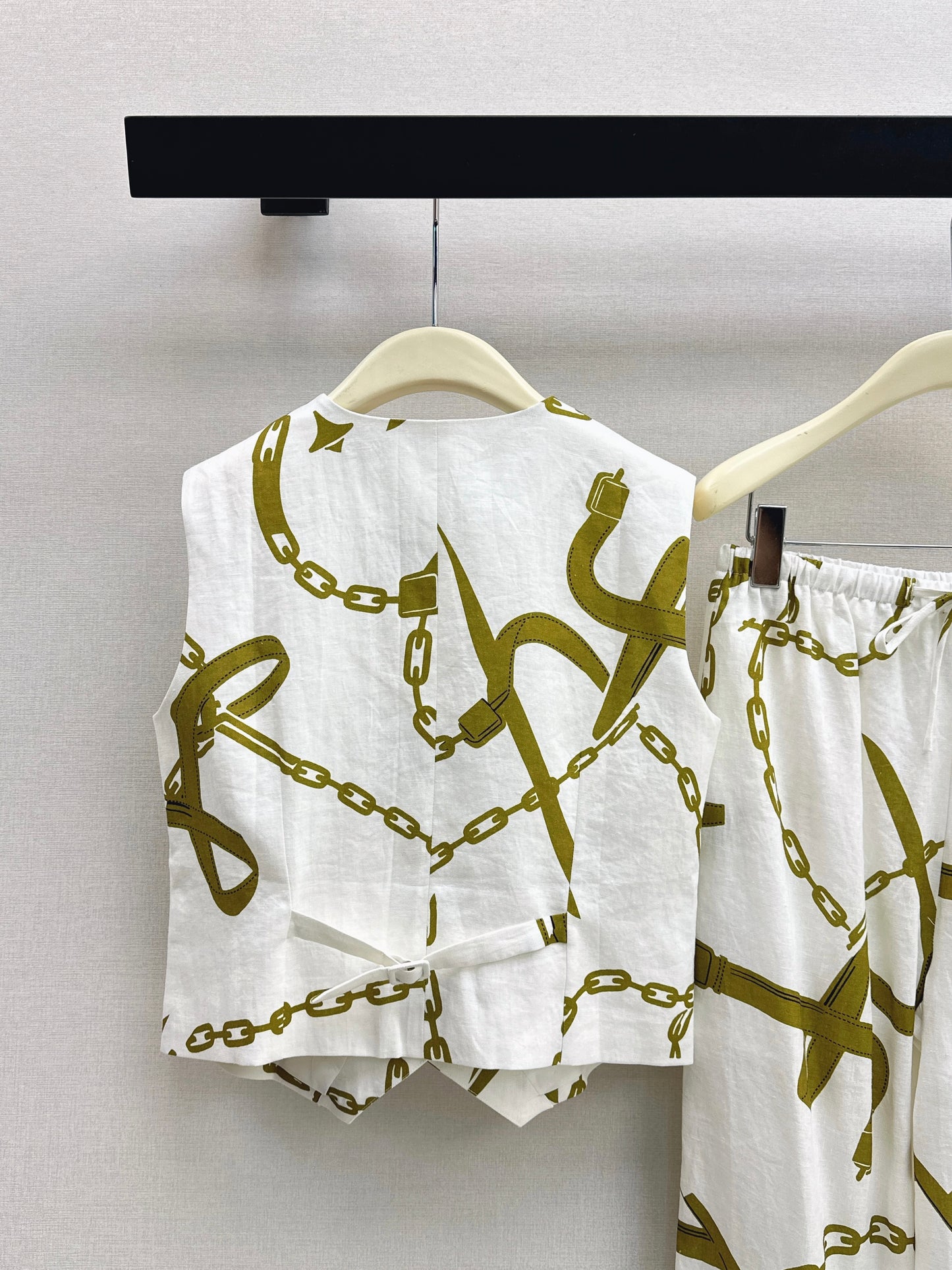 26ss Chain-print vest /straight-leg trousers