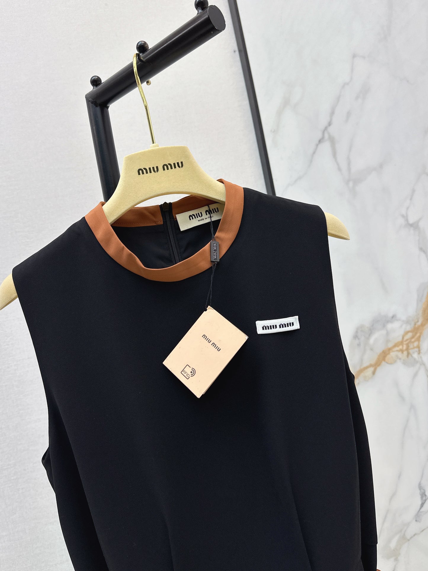 26ss Sleeveless Dress