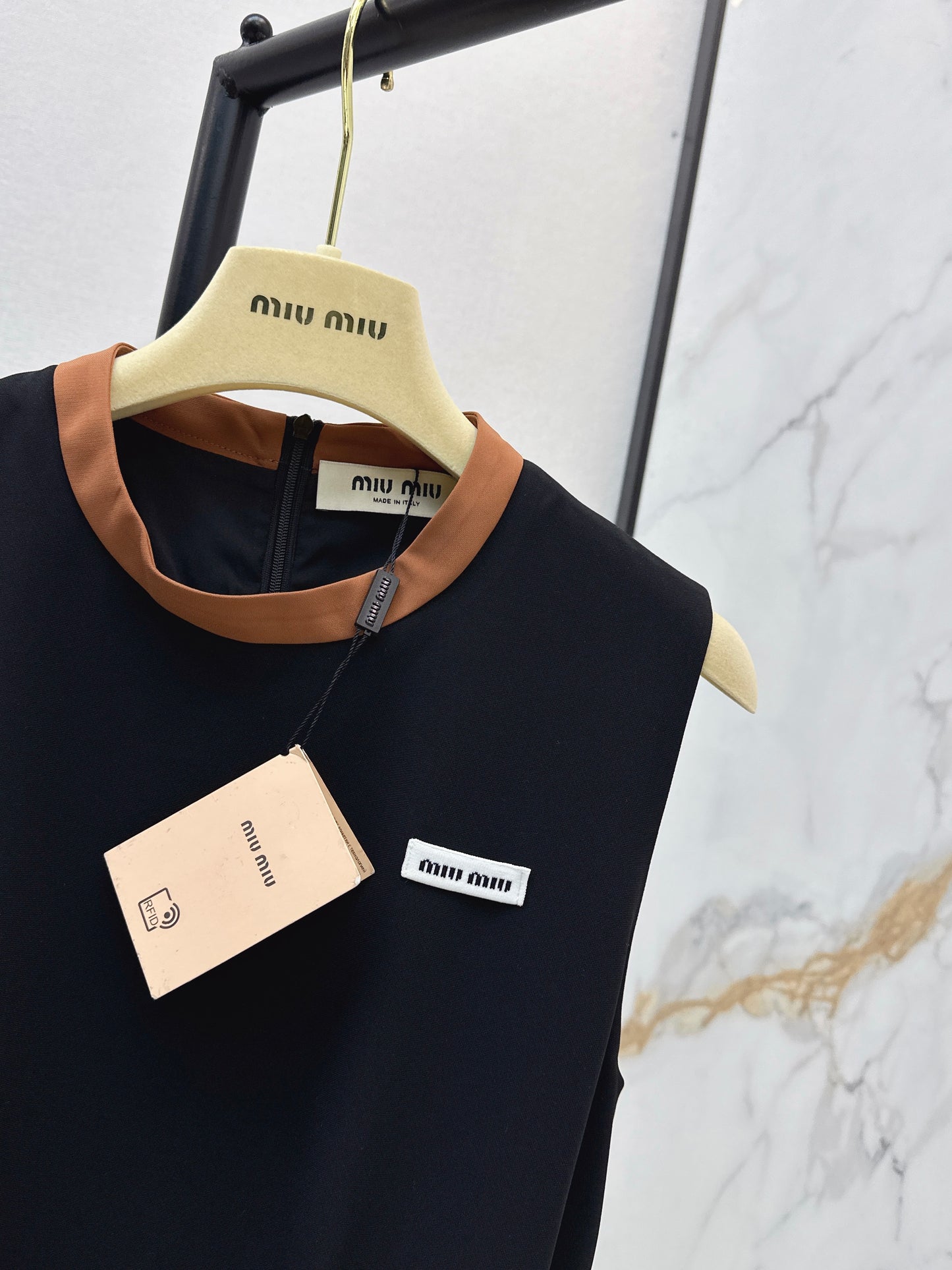 26ss Sleeveless Dress