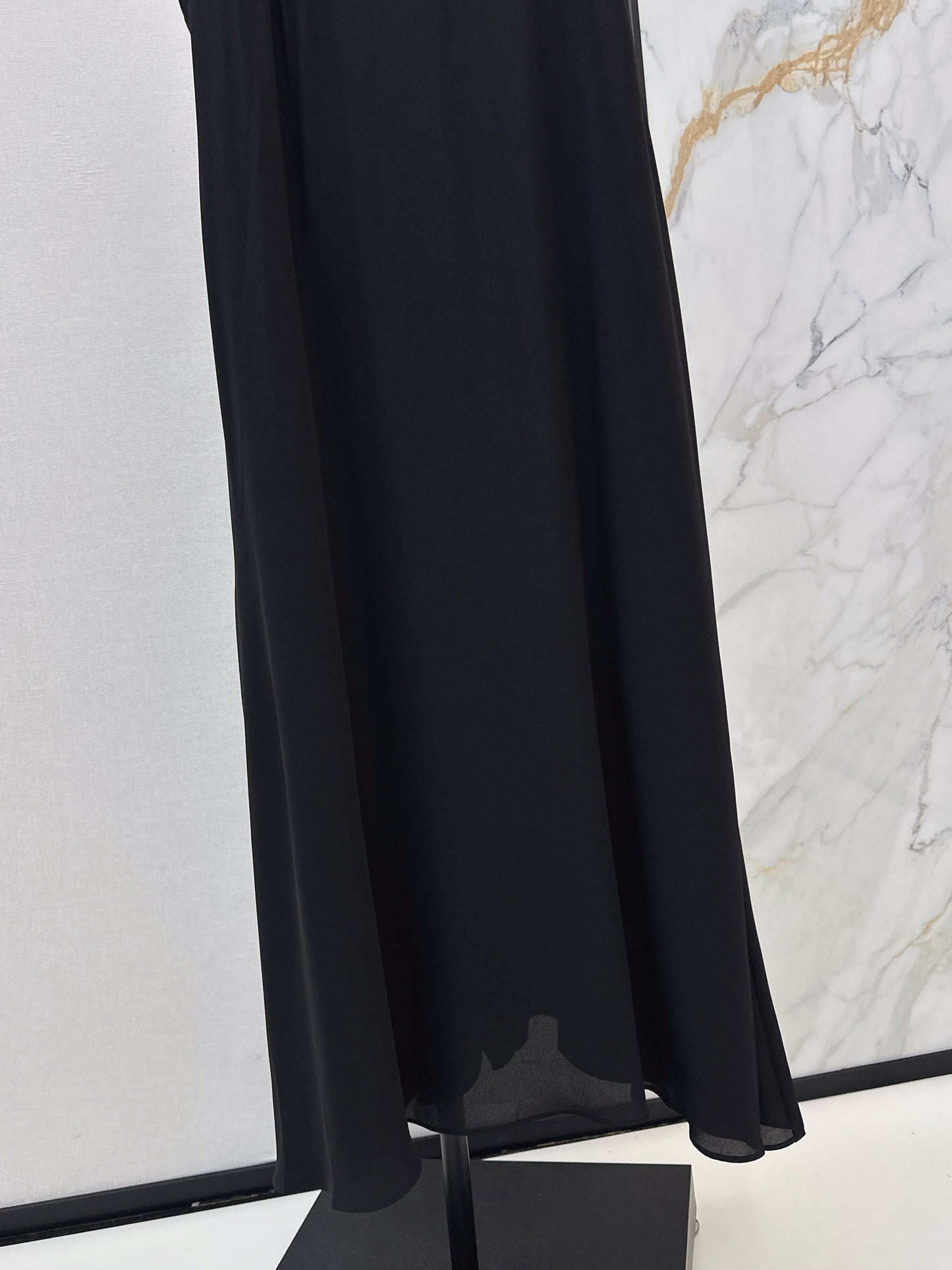 26ss Off-shoulder dress