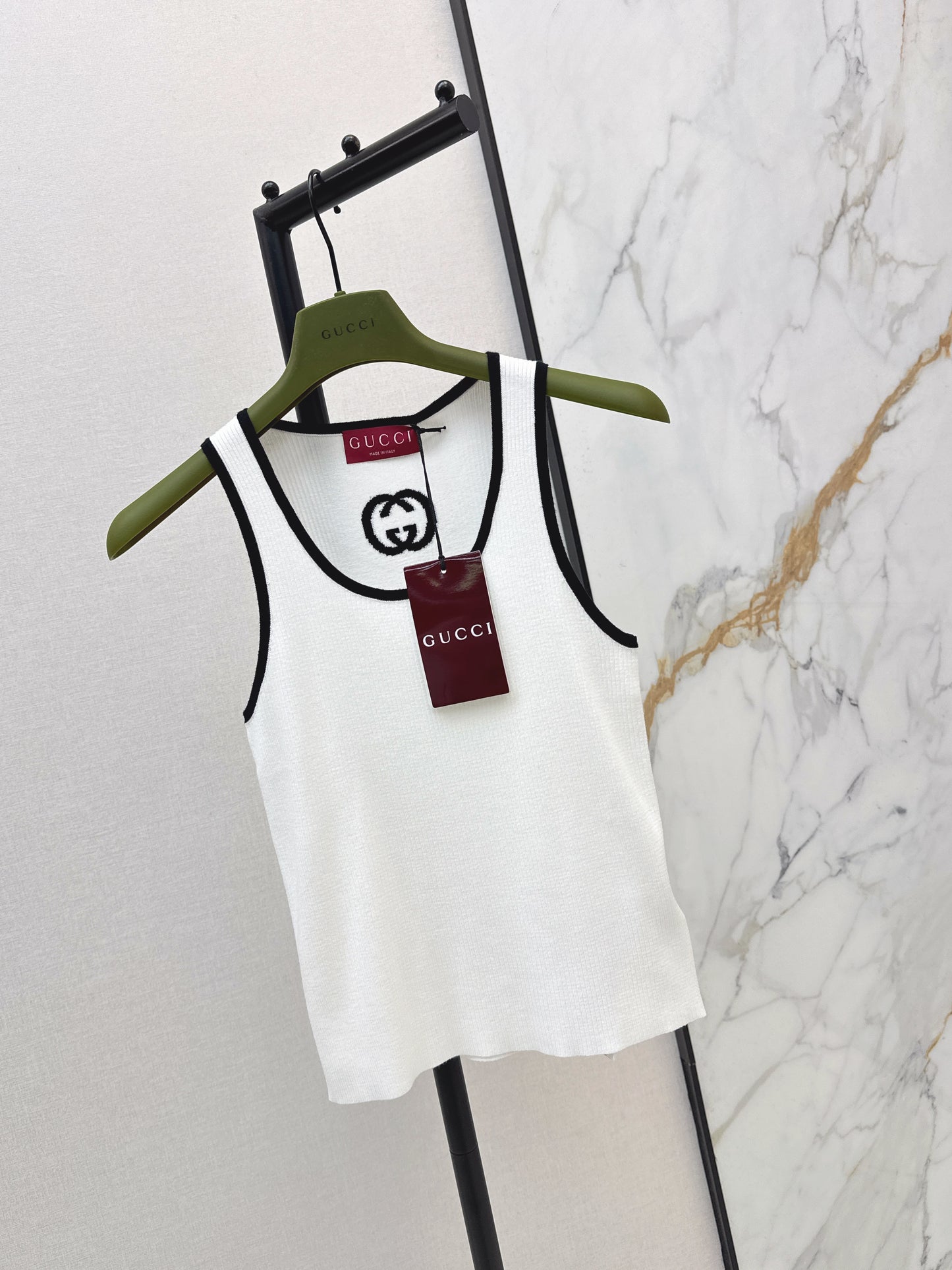 26ss Color-blocked trim knit vest