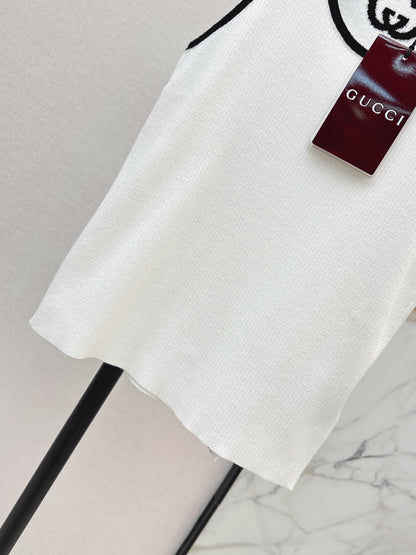 26ss Color-blocked trim knit vest