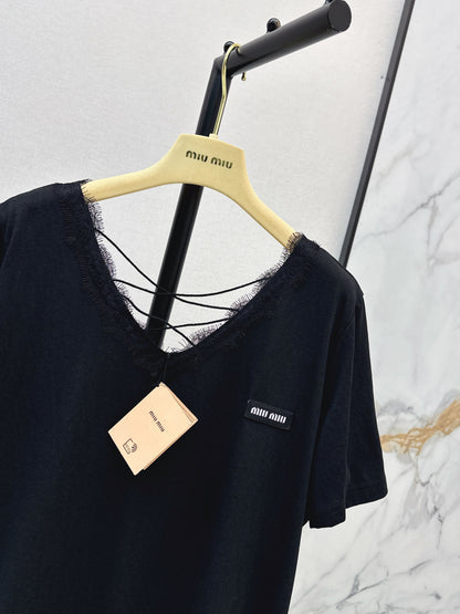 26ss Lace-trimmed V-neck T-shirt
