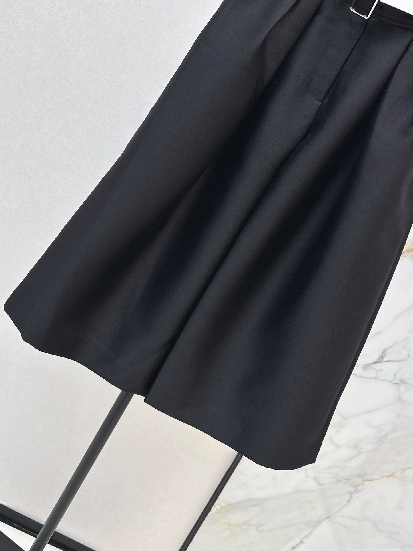 26ss High-waisted cropped wide-leg pants