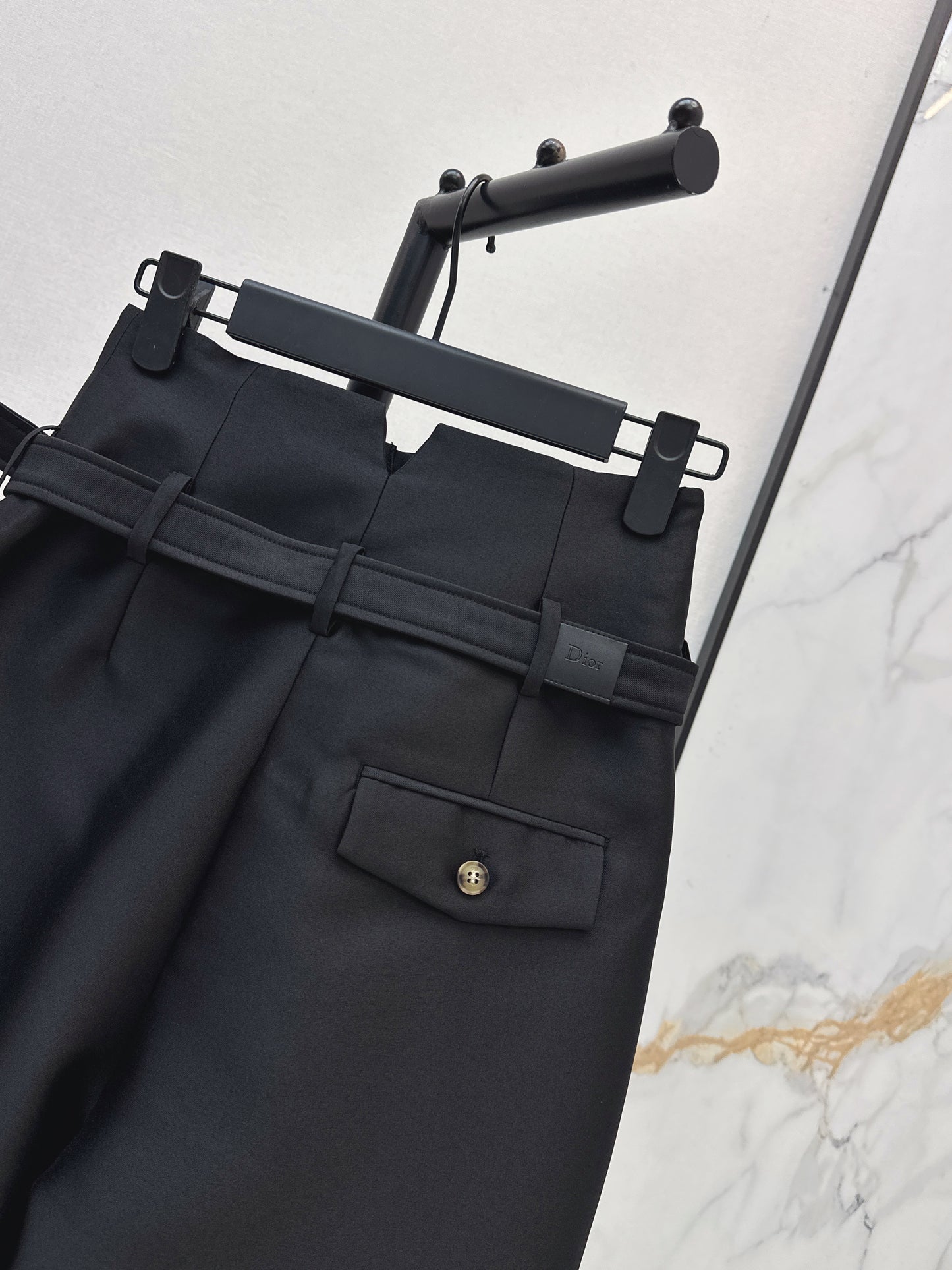 26ss High-waisted cropped wide-leg pants