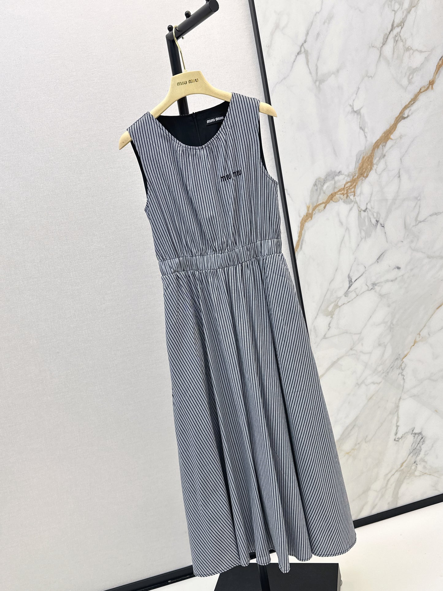 26ss Striped sleeveless dress