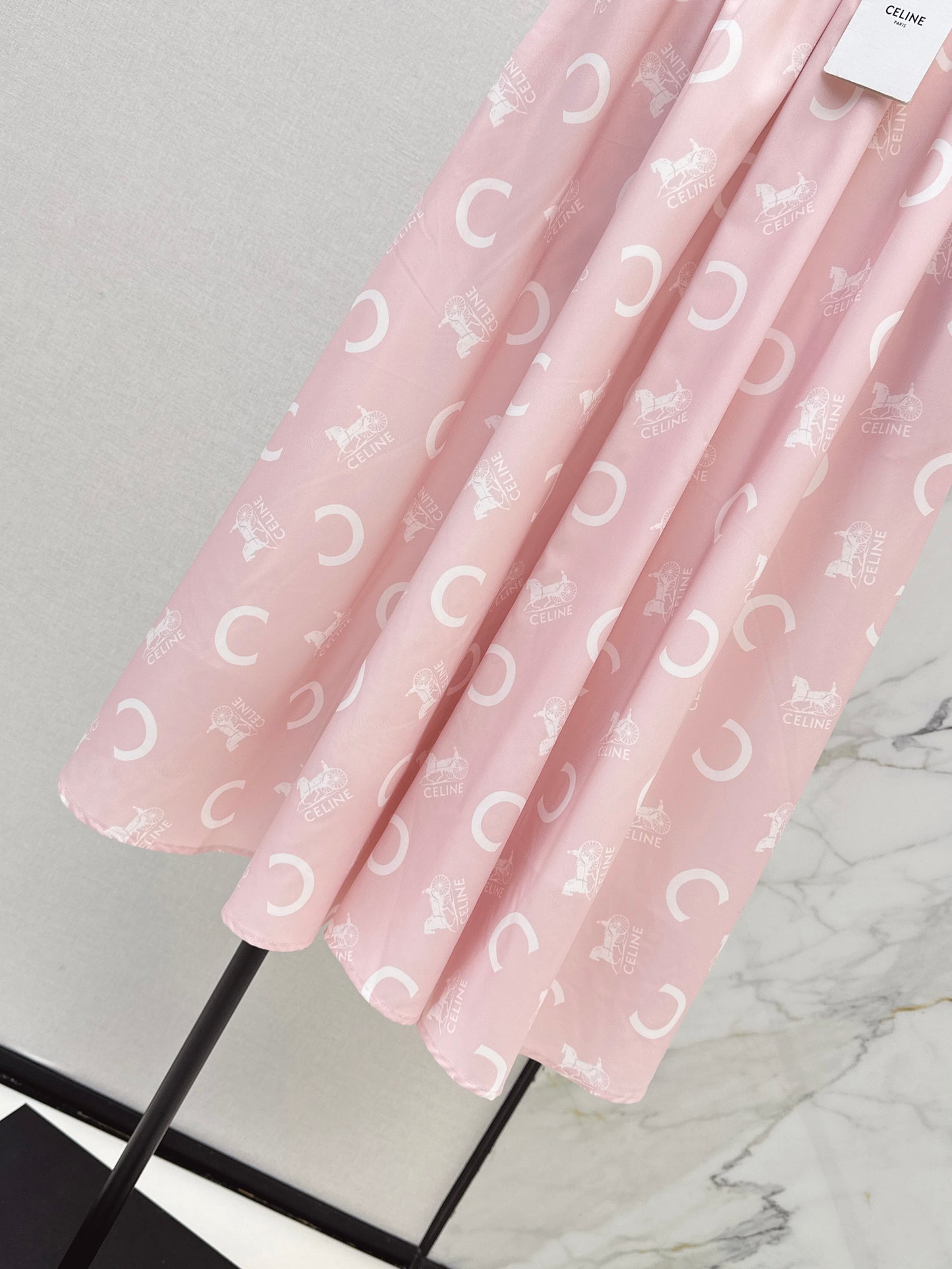 26ss Awn-Shaped High-Waisted Skirt