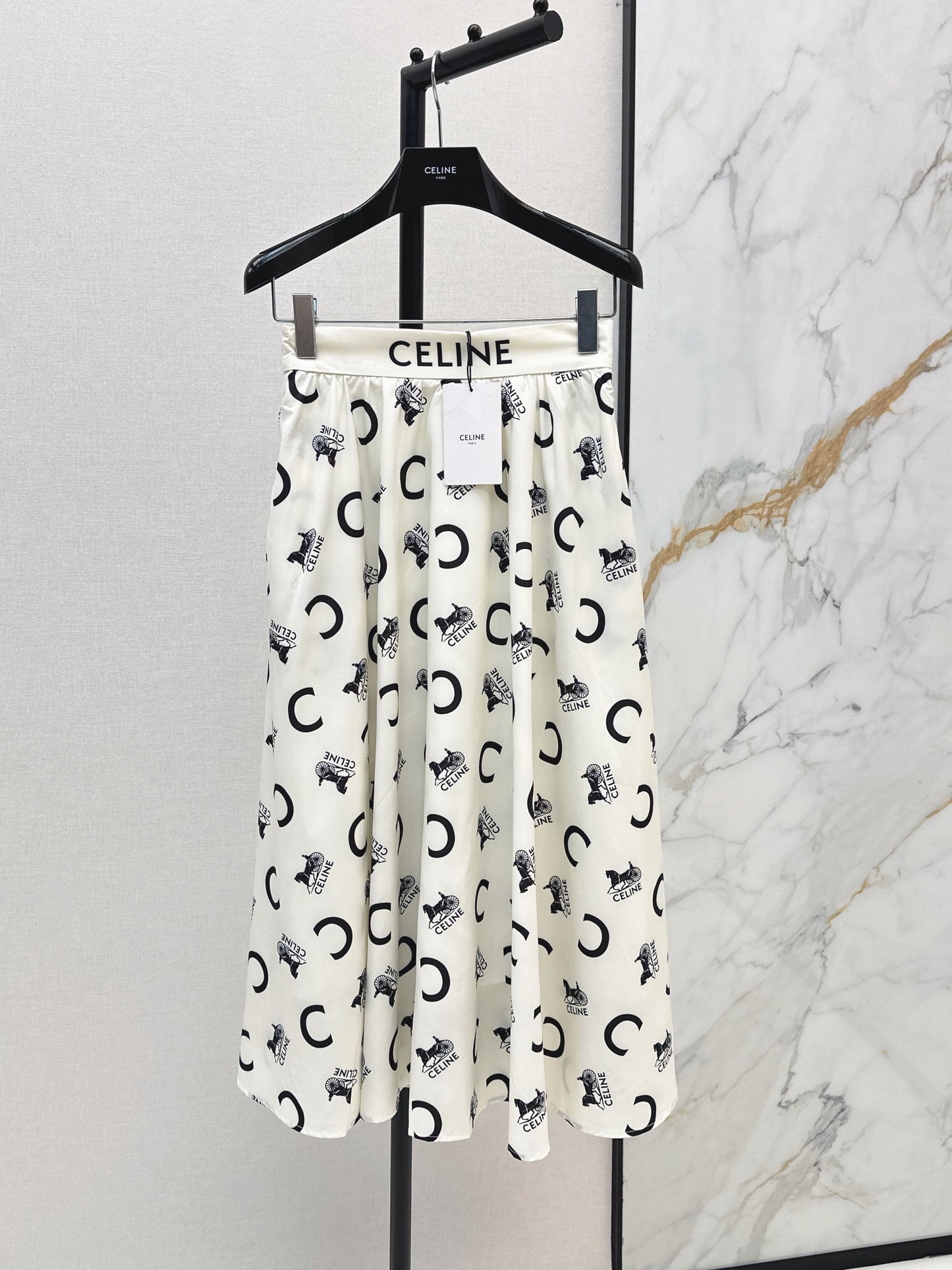 26ss Awn-Shaped High-Waisted Skirt