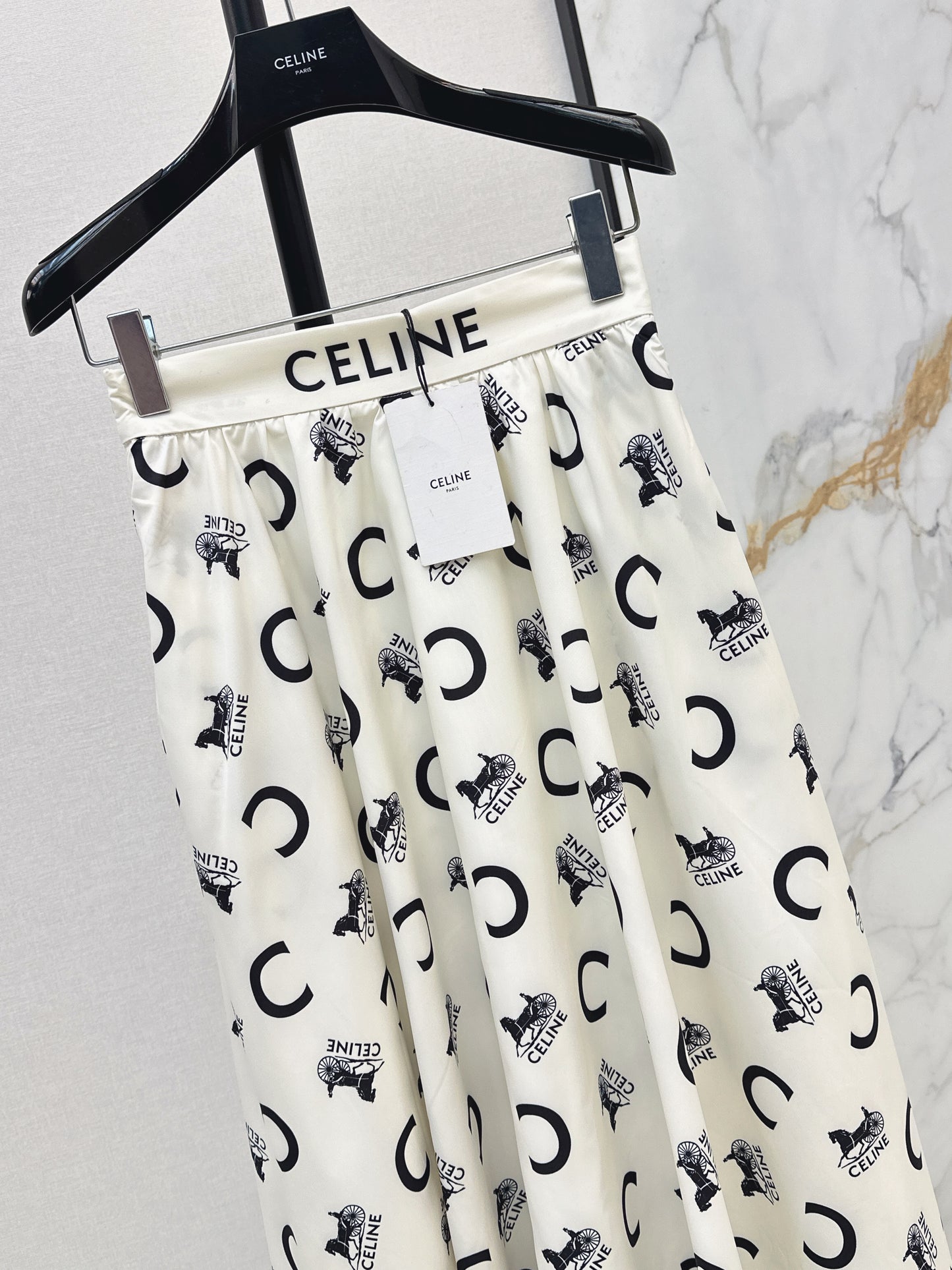 26ss Awn-Shaped High-Waisted Skirt