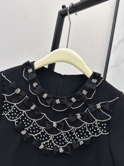 26ss Bow-embellished rhinestone dress