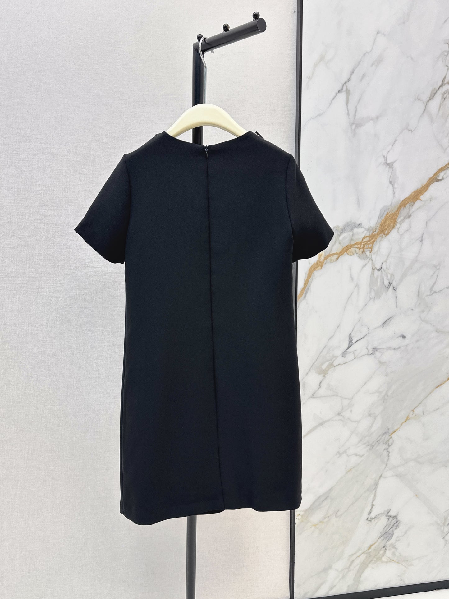 26ss Bow-embellished rhinestone dress