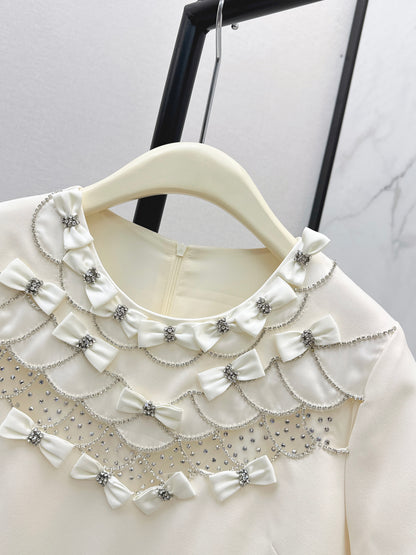 26ss Bow-embellished rhinestone dress