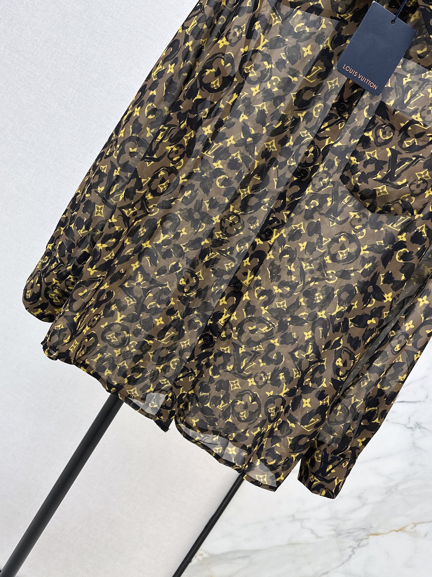 26ss Leopard print loose-fitting sun-protective shirt