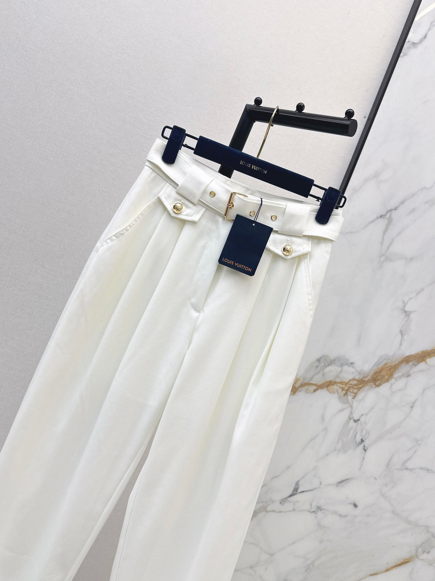 26ss White trousers