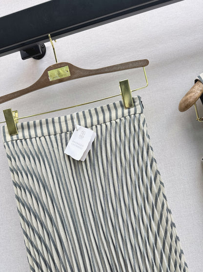 26ss Double-breasted vest/pleated skirt
