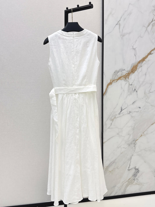 26ss V-shaped dress with metal belt