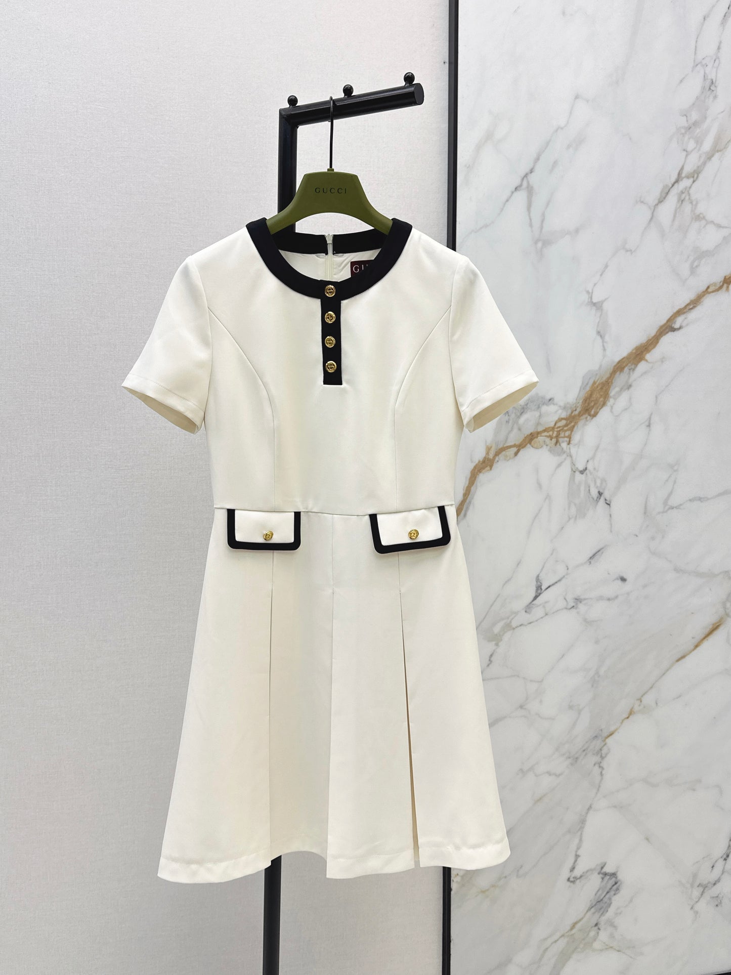 26ss Color-blocked trim dress