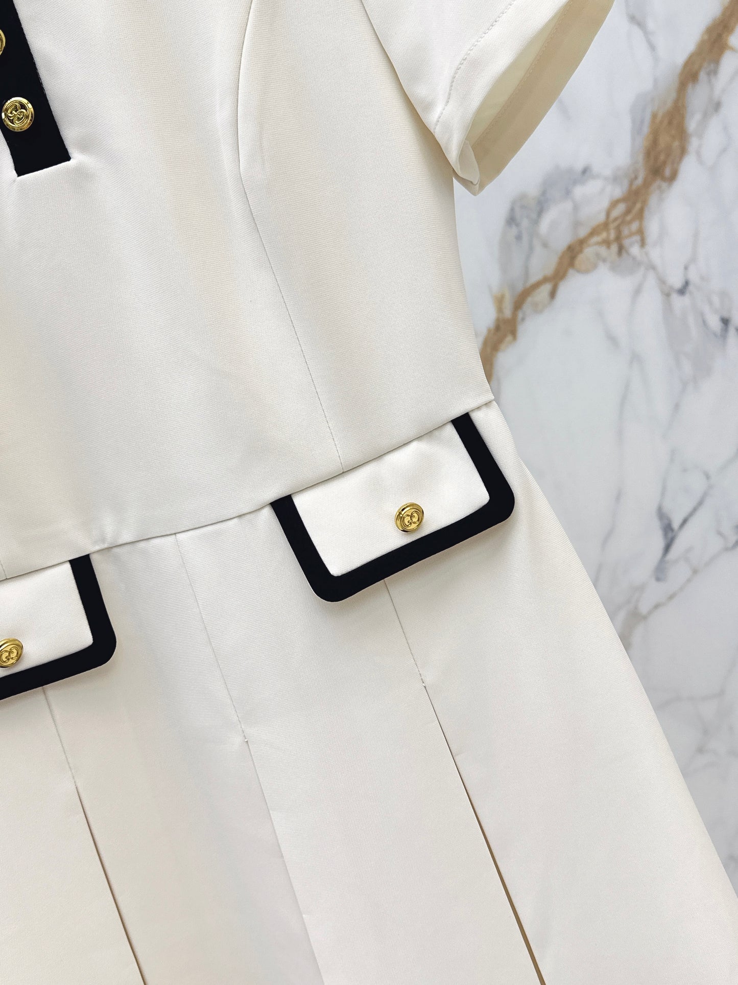26ss Color-blocked trim dress