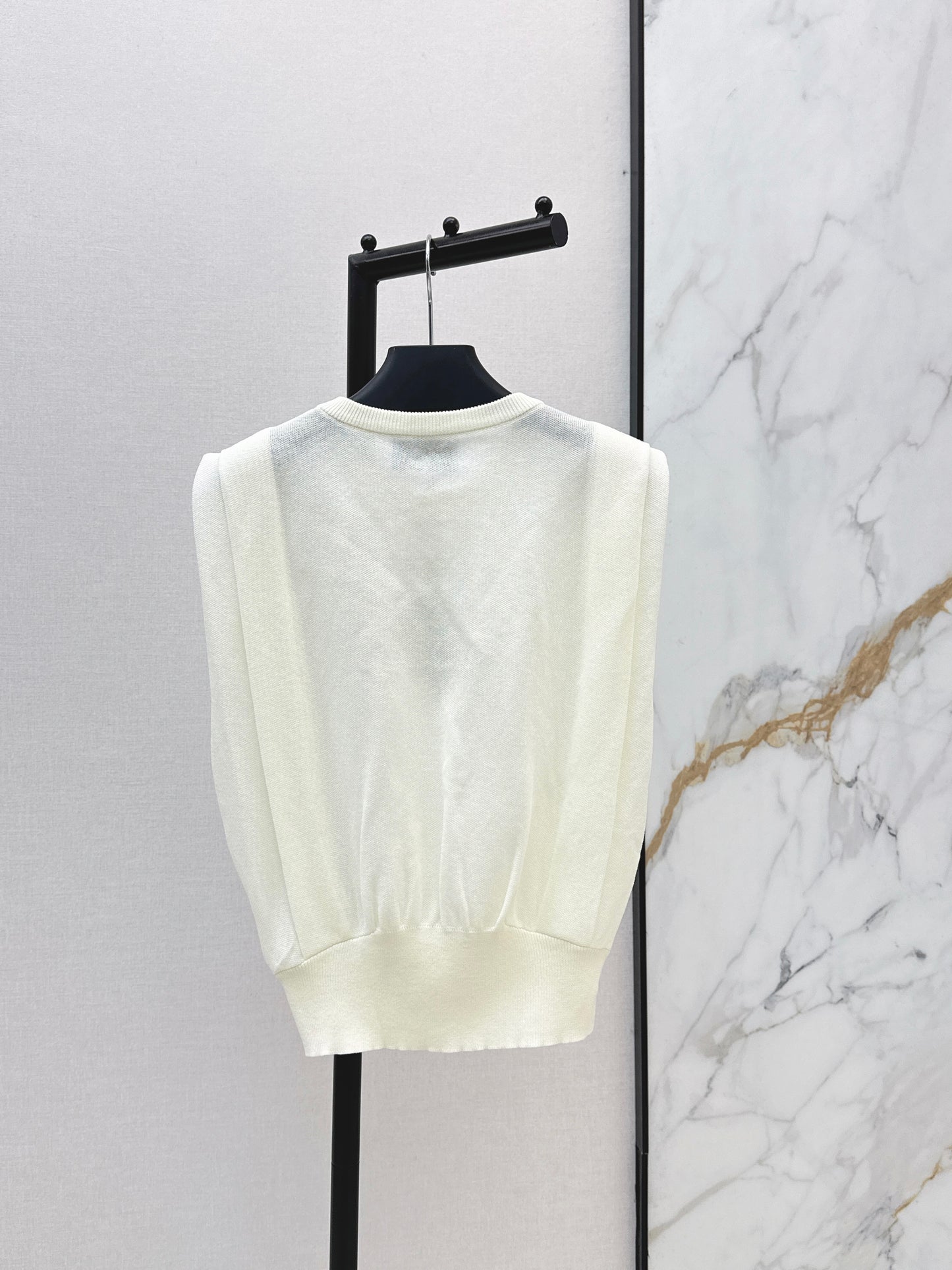26ss Triangle logo embellished vest