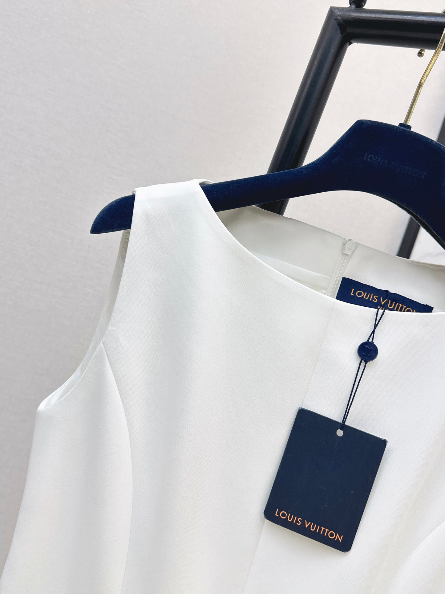 26ss Gold-button embellished dress