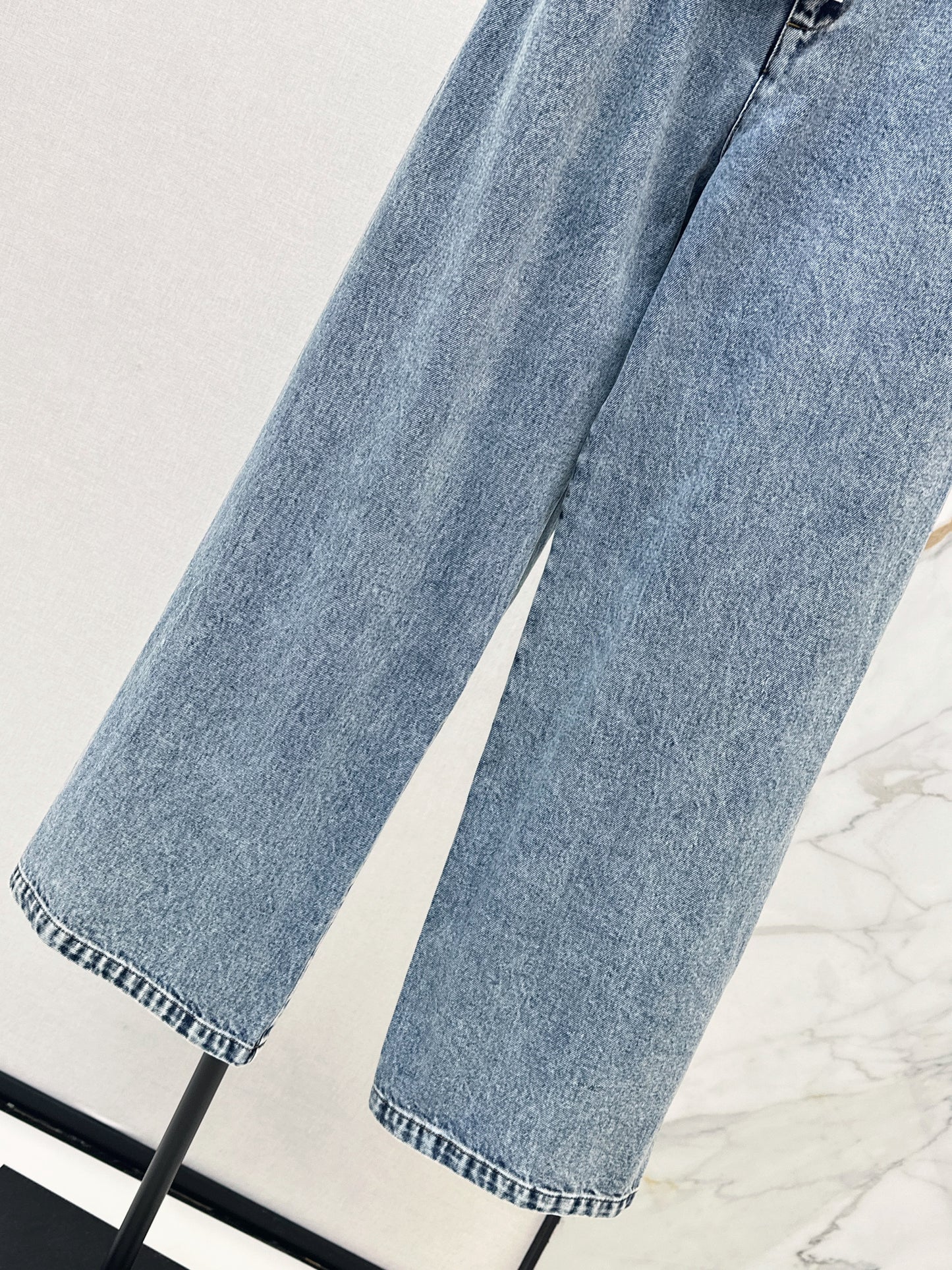 26ss Wide-leg jeans with embroidered cable knit trim