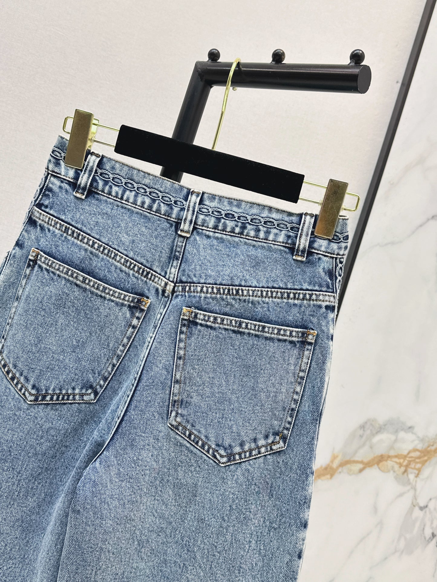 26ss Wide-leg jeans with embroidered cable knit trim