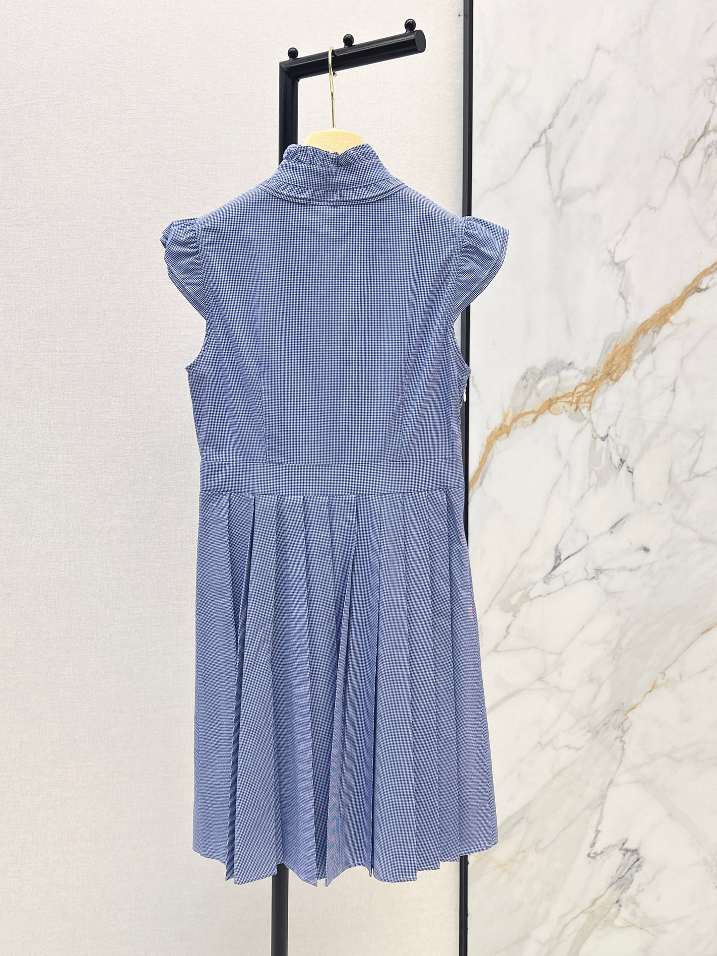 26ss Youthful Sleeveless Dress