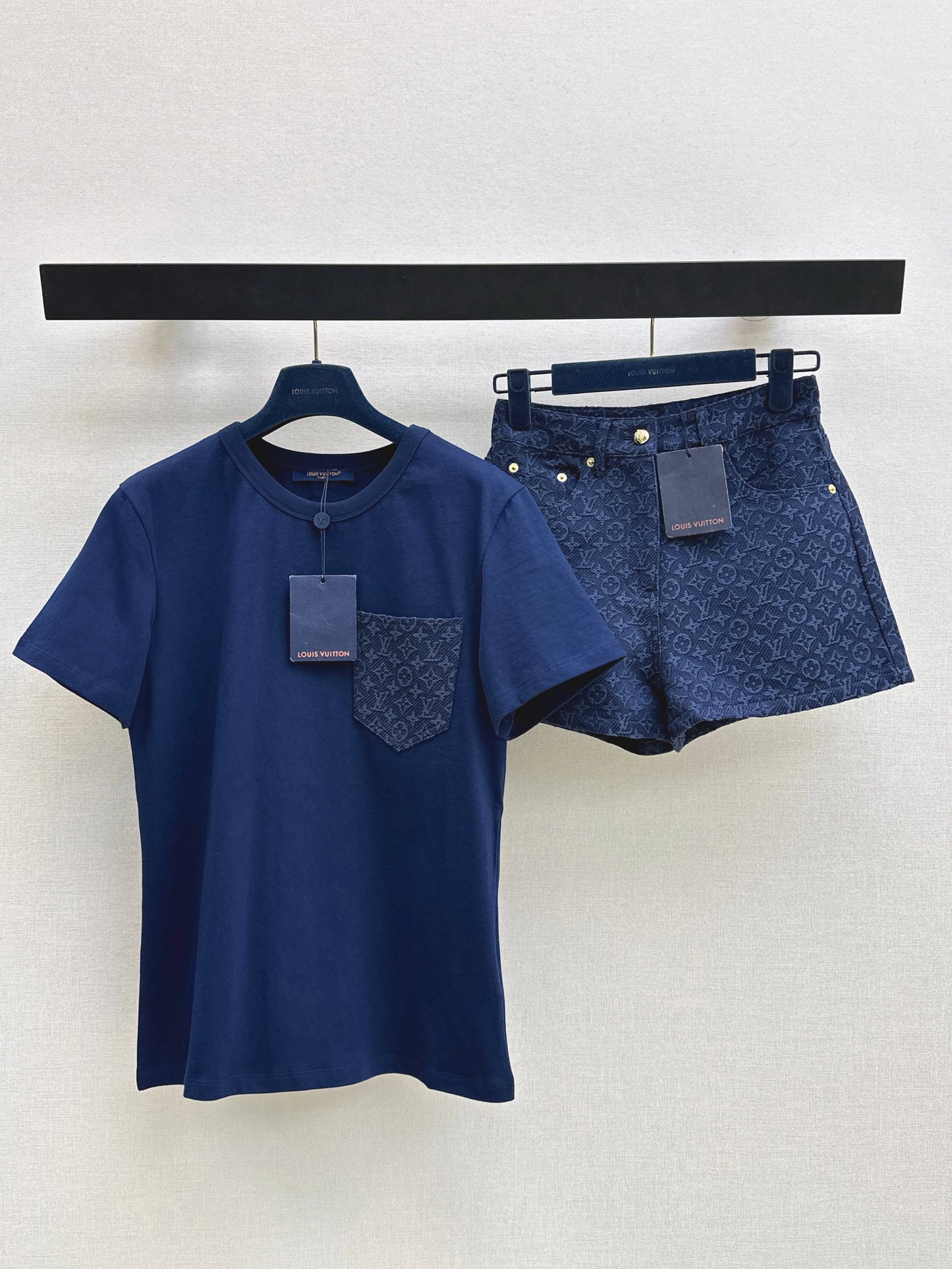 26ss Monogram pocket embellished T-shirt