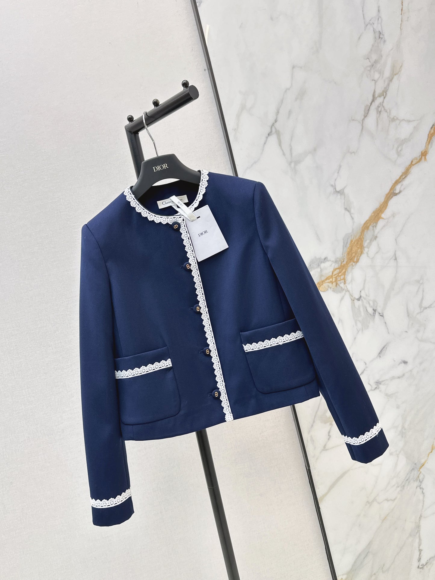 26ss Lace-trimmed round neck coat