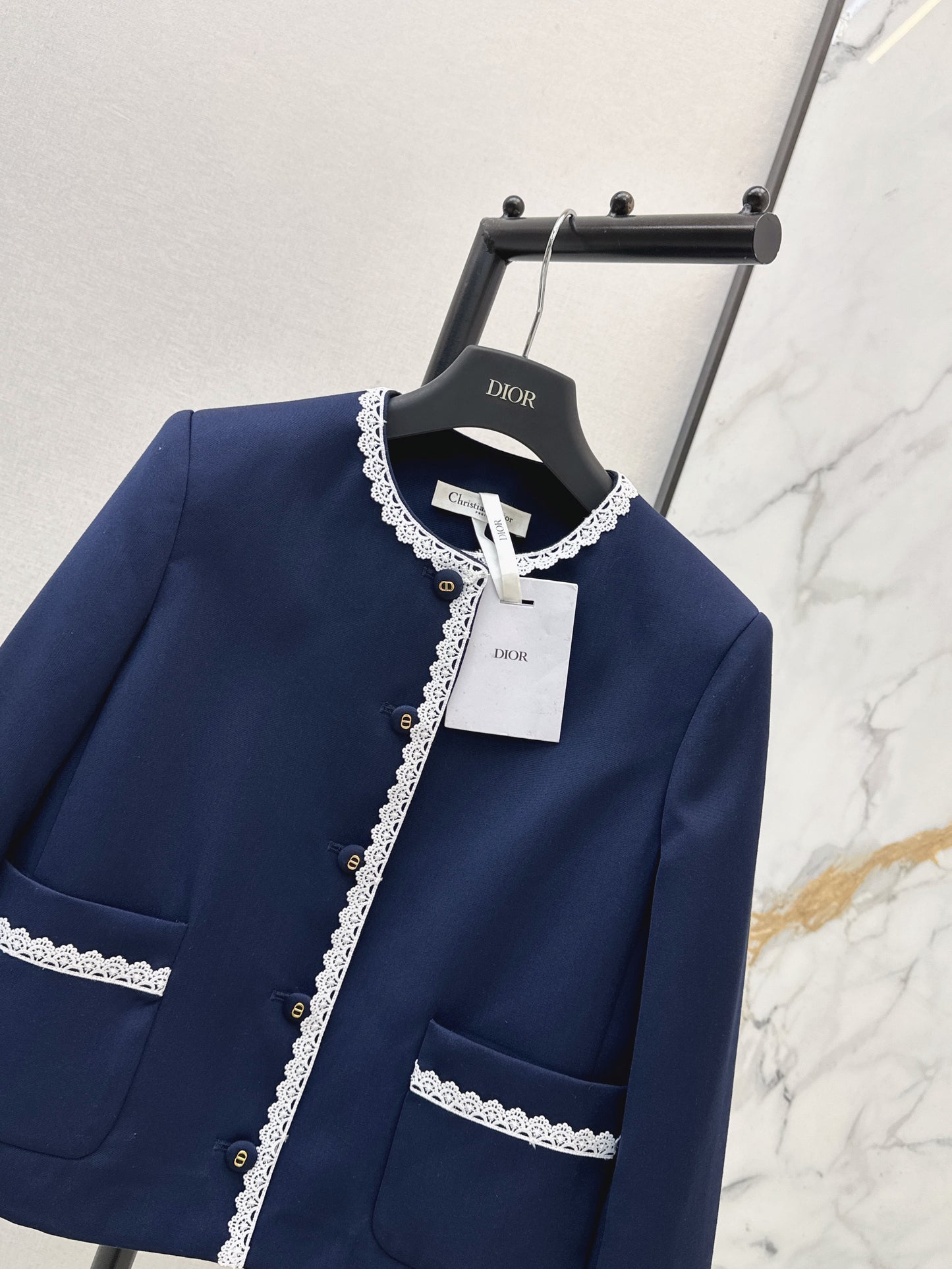 26ss Lace-trimmed round neck coat