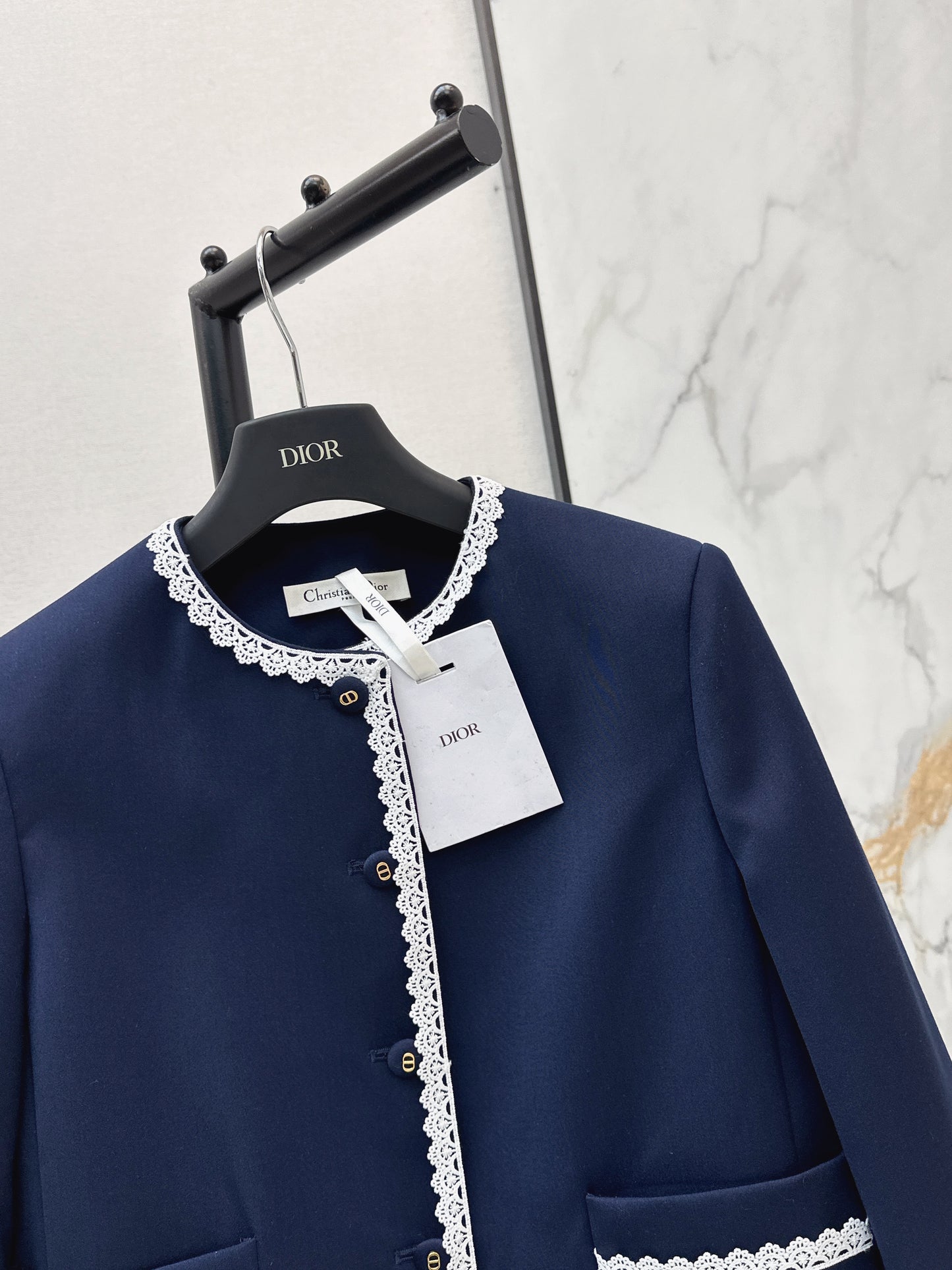 26ss Lace-trimmed round neck coat