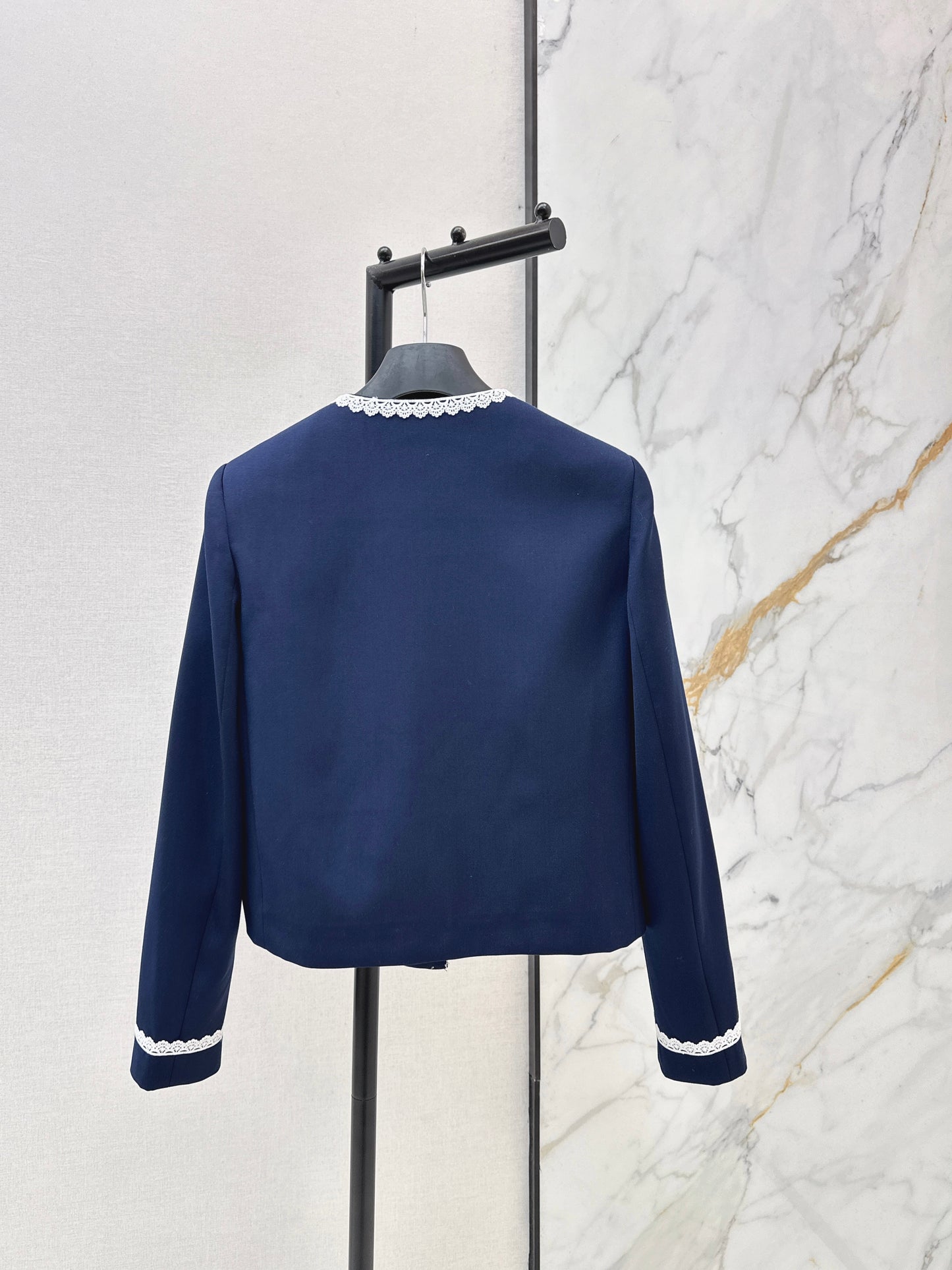 26ss Lace-trimmed round neck coat