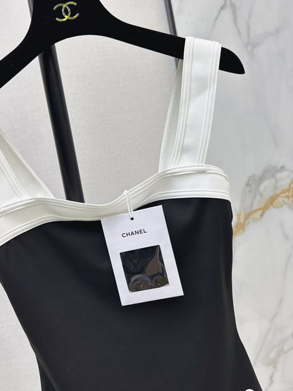 26ss Color-blocked one-piece swimsuit