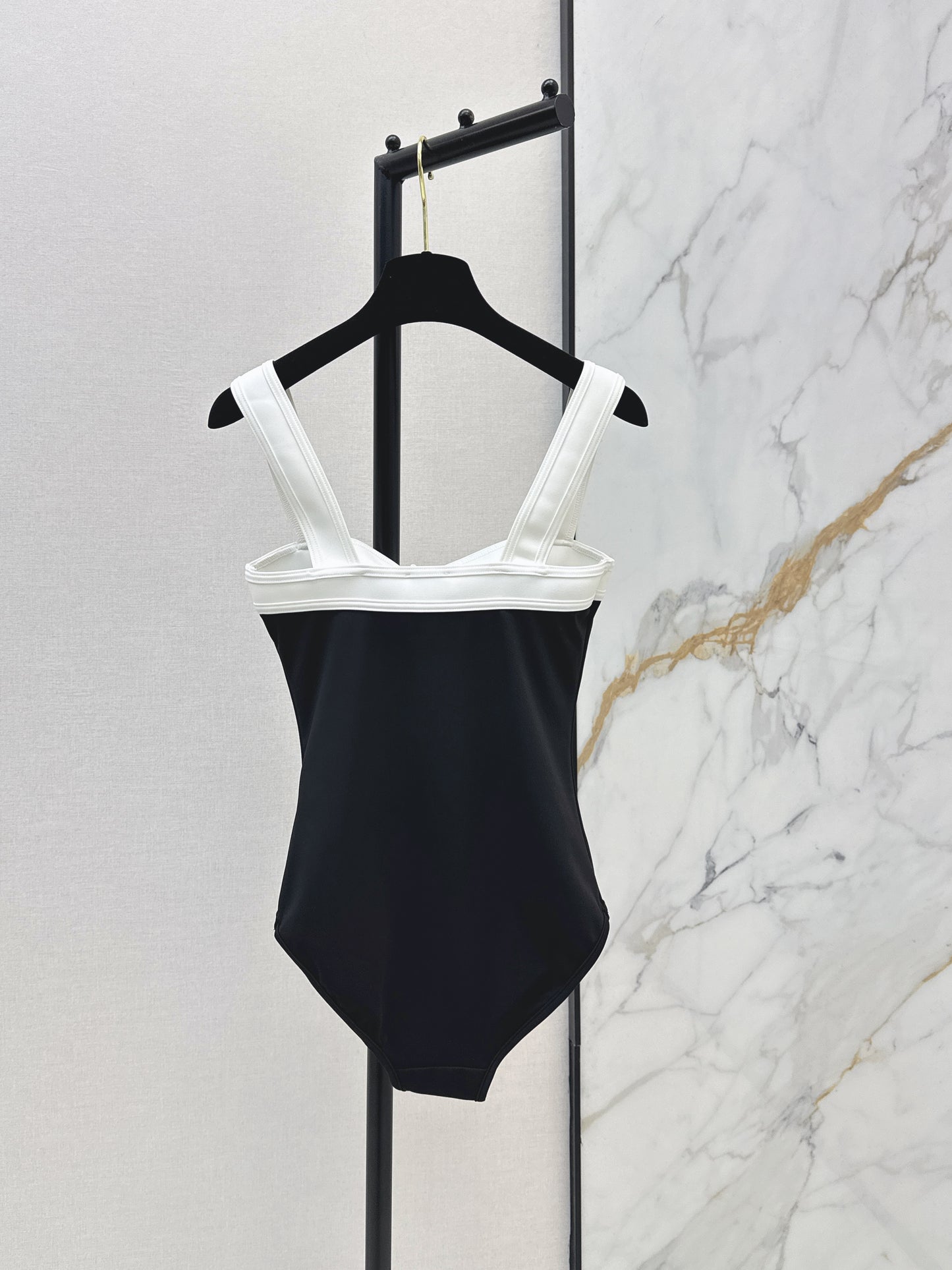 26ss Color-blocked one-piece swimsuit