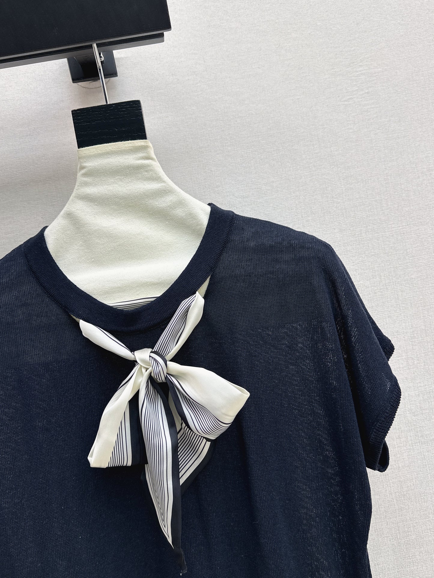 26ss Scarf-embellished knit T-shirt