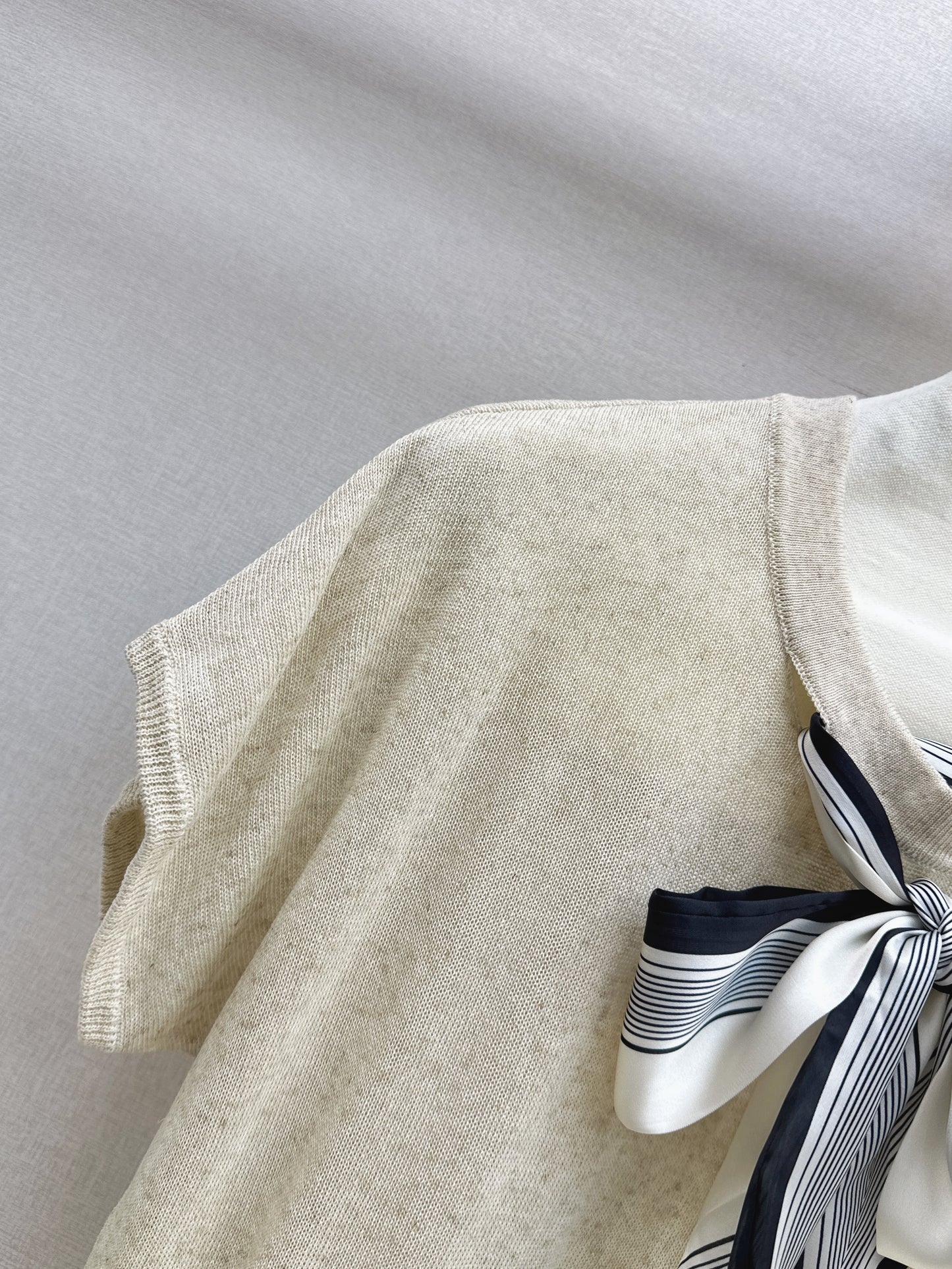 26ss Scarf-embellished knit T-shirt